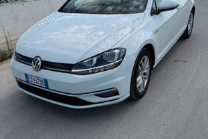Volkswagen Golf metano cambio automatico