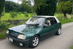 Splendida e rara Peugeot 205 Roland garros