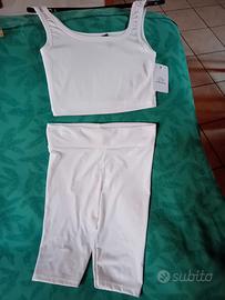 coordinato pinocchietto e canotta