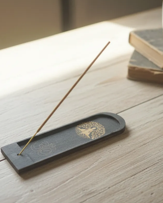 Porta incenso in legno