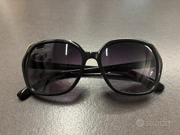 Occhiali da donna Revlon