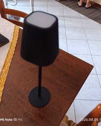 Lampada da tavolo touch 