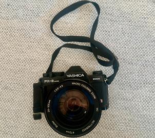 Fotocamera reflex Yashica a rullino da 35 mm,