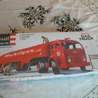 Revell Gas truck