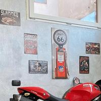 Targhe Vintage e portachiavi Marshall