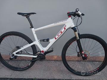 GT ZASKAR 29 XC CARBON DA VETRINA