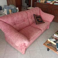 Coppia di divani in tessuto rosa