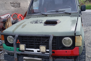 Mitsubishi Pajero l044