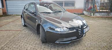 Alfa 147 GTA manuale