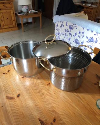 Pentola inox con scolapasta integrato