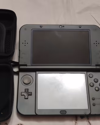 New Nintendo 3ds XL nera