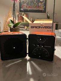 Radio cubo Brionvega Ts522