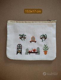 Astucci e bustine fatte e ricamate a mano (pt1)