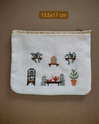 Astucci e bustine fatte e ricamate a mano (pt1)