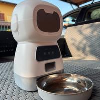 Distributore automatico cibo per animali