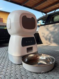Distributore automatico cibo per animali