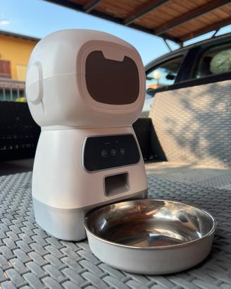 Distributore automatico cibo per animali