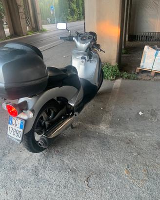 Scooter scarabeo 250 anno 2005