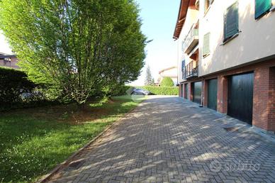 4 LOCALI A CASALGRANDE