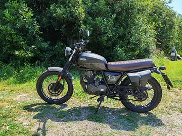 Brixton Cromwell 125
