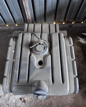 Serbatoio gasolio eurocargo tector EURO 5