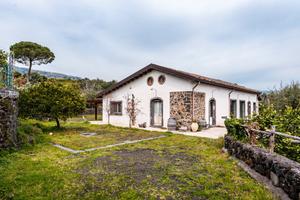 Villa Mascali mare natura e relax