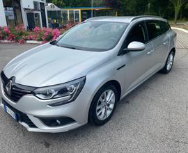 Renault Megane Mégane Sporter dCi 8V 110 CV EDC En