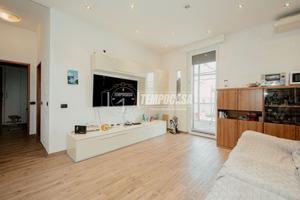 4 LOCALI CON TERRAZZO E BOX DOPPIO