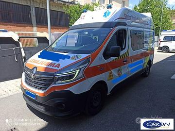 RENAULT TRAFIC AMBULANZA (4433)