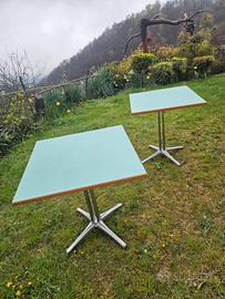 Coppia Di Tavolini da Bistrot anni 60 Vintage Mode