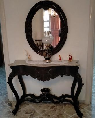 Mobile d'epoca in legno con specchio