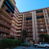 Pressi Orsa Maggiore mq 140 con Posti Auto