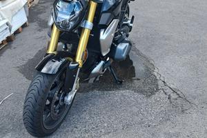 R1250R TRIPLE BLACK