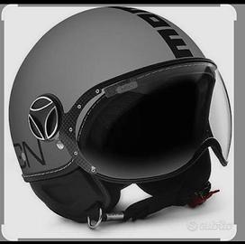 Casco Momo design 