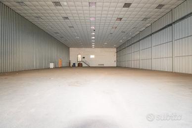 Capannone D7 con uffici a cagliari