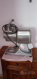 Grattugia formaggio in acciaio w 220