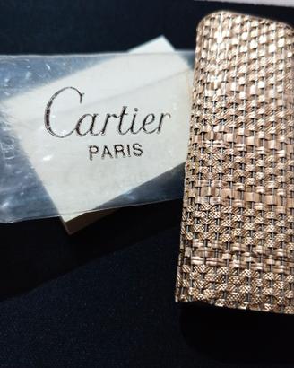 Accendino Cartier in oro 