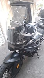 CF Moto 700MT  ADV – Nero – 2025 – Ottime condizio