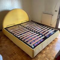 Letto Matrimoniale con Cassettone