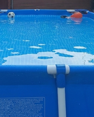 Piscina fuori terra Intex