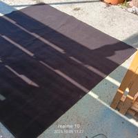 tappeto in moquette nero