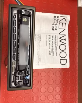 Autoradio KENWOOD più altoparlanti e amplificatori