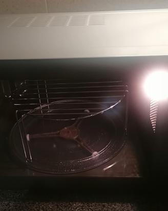 Microonde forno LG quasi nuovo