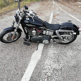 Harley-Davidson Dyna Street Bob - 2006