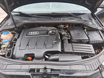  audi a3 1600  2012  200000 km  Perfetta 