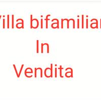 Villa bifamiliare