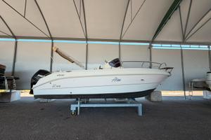 MIMI 22 WA CON MERCURY VERADO 150HP ELETT. 407 ORE