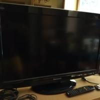 Televisore LCD Panasonic con decoder