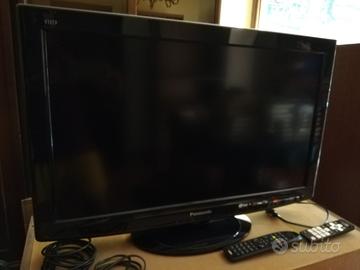 Televisore LCD Panasonic con decoder