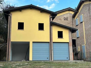 Rustico ristrutturato al grezzo interno 200 mq